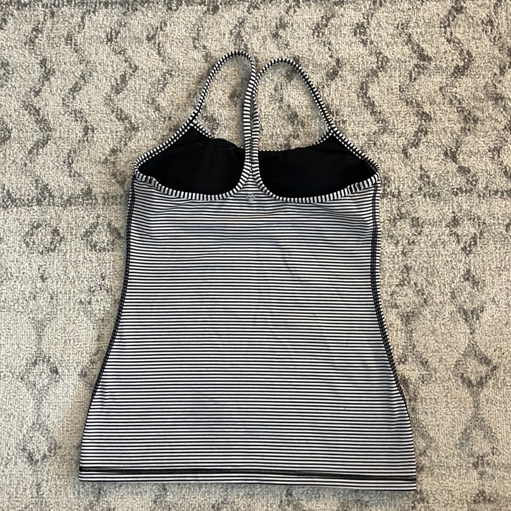 Lululemon striped tank - size 8 - Picture 3 of 6